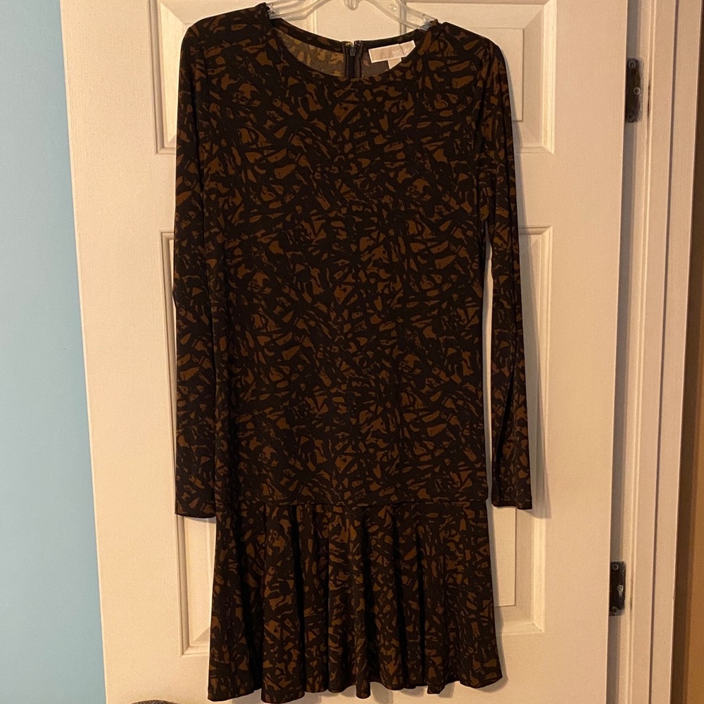 Michael Kors Chic Long Sleeve Brown Pattern Dress